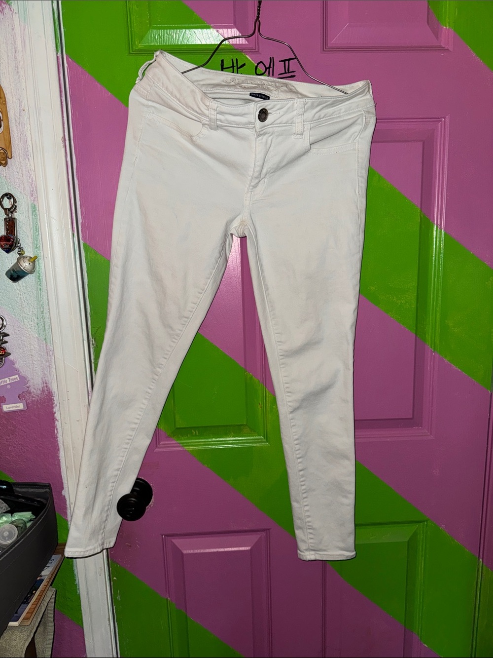 American Eagle Outfitters White Stretch Skinny Pants